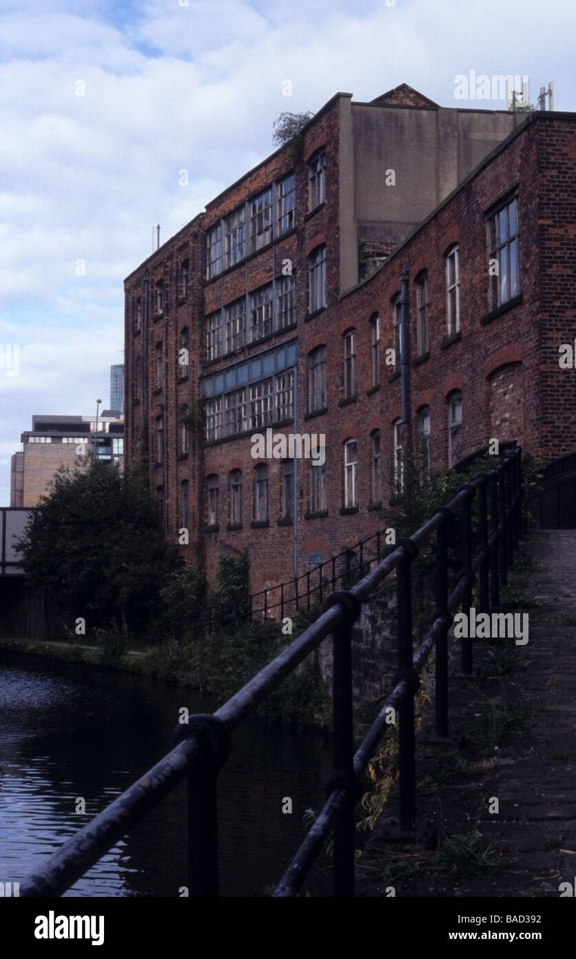 Molino en Bridgewater Canal, Manchester Foto de stock