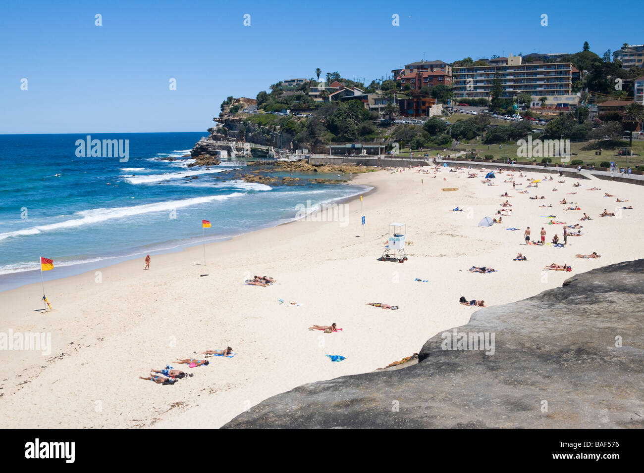 Bronte Beach, Nelson Bay, suburbios orientales, Sydney, New South Wales, Australia Foto de stock