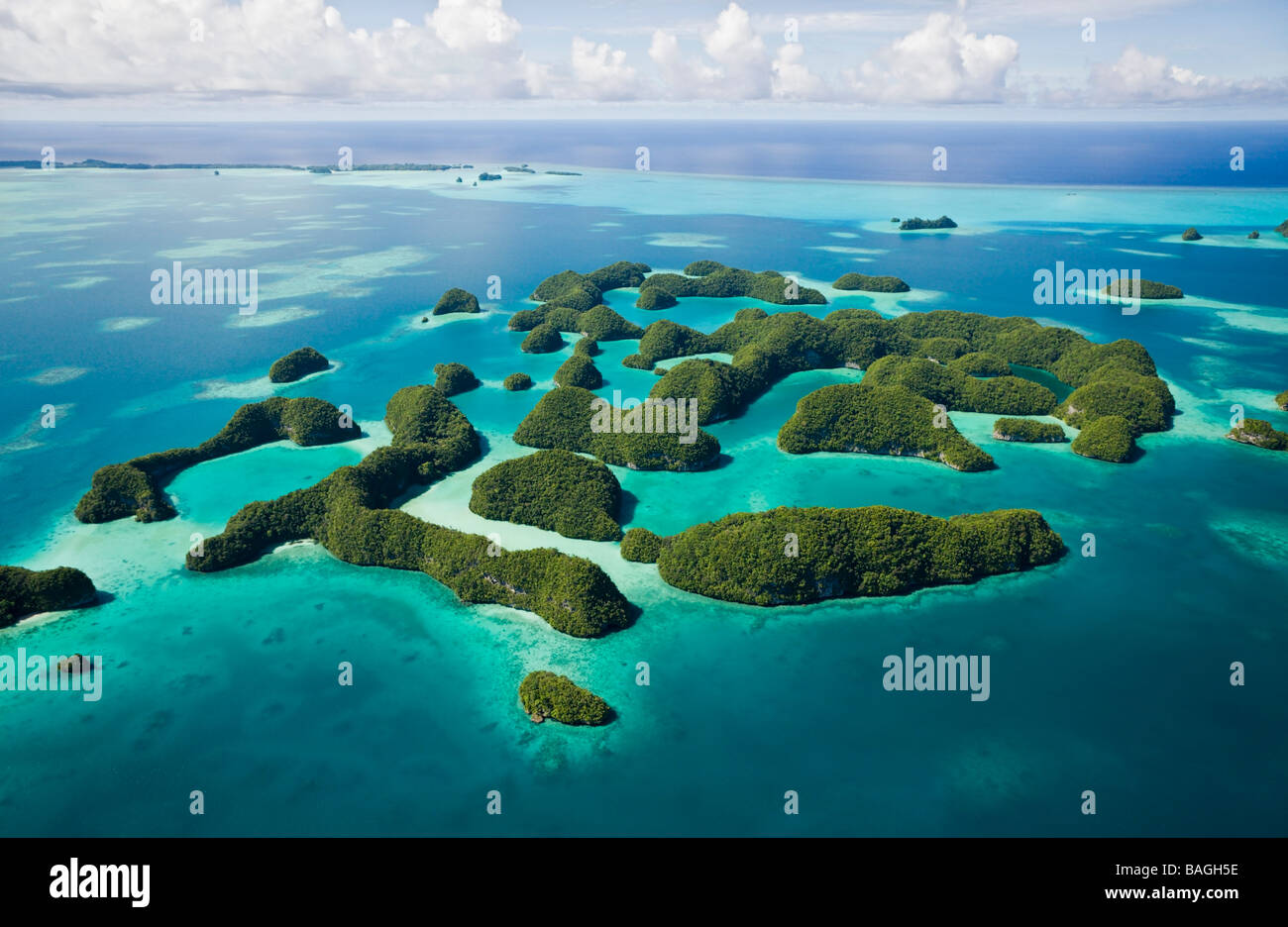 Ver Aerieal setenta islas de Micronesia, Palau Foto de stock