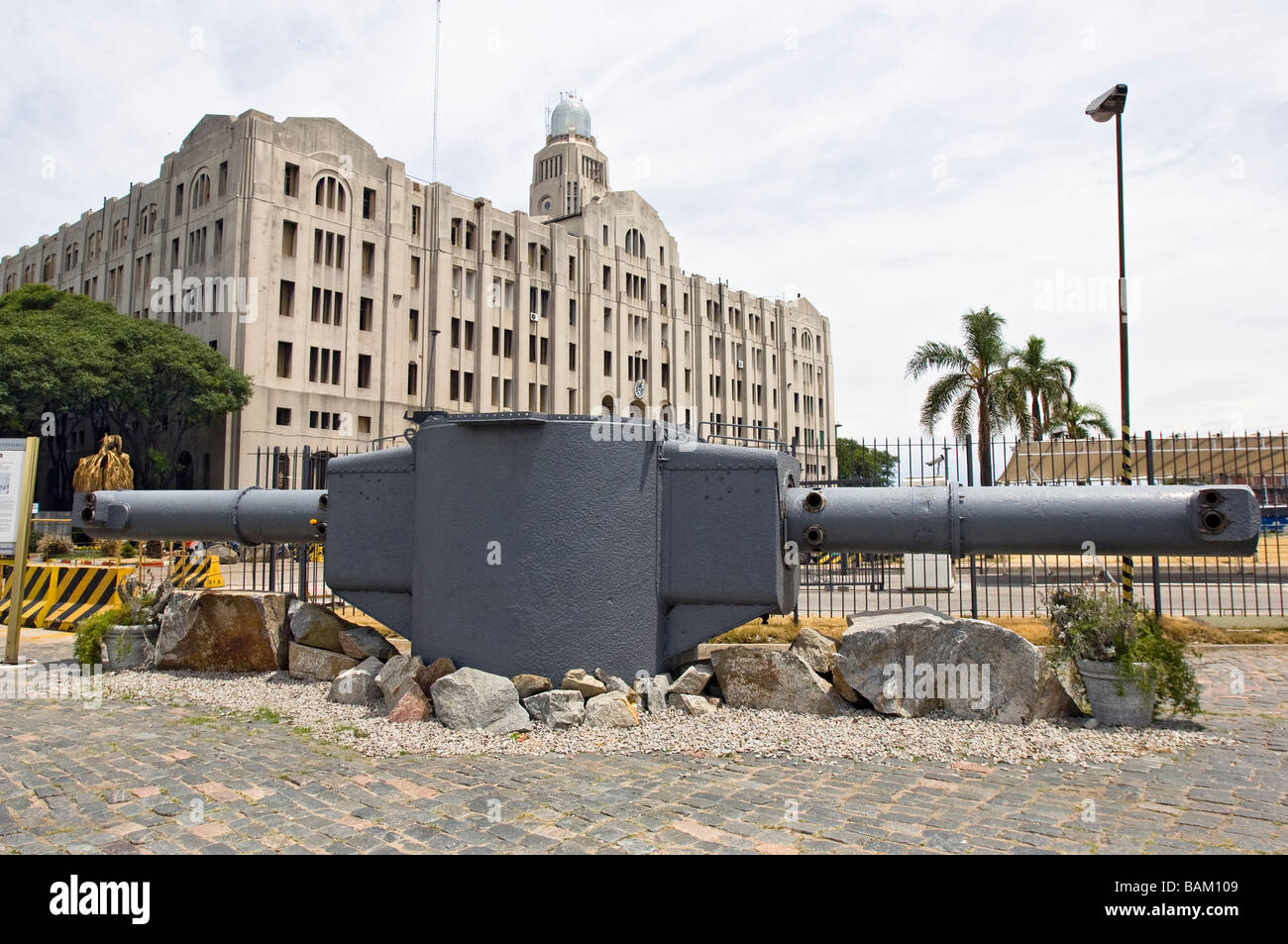 El Radar Seetakt recuperadas del acorazado de bolsillo alemán el Admiral Graf Spee. Montevideo, Uruguay. Foto de stock