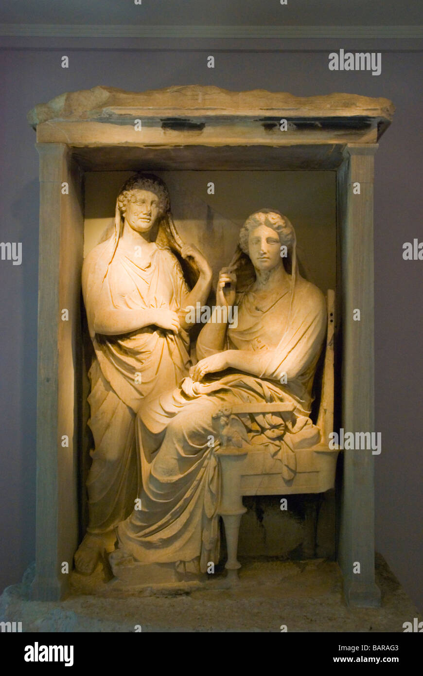 Alivio de la Grave y Demetria Pamphile desde el año 300 A.C. en Kerameikos museum En Gazi distrito de Atenas Grecia Europa Foto de stock