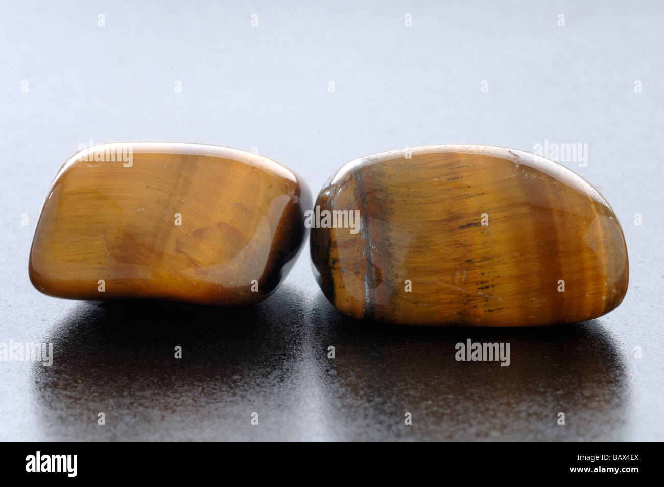 La curación de piedra ojo de tigre Foto de stock