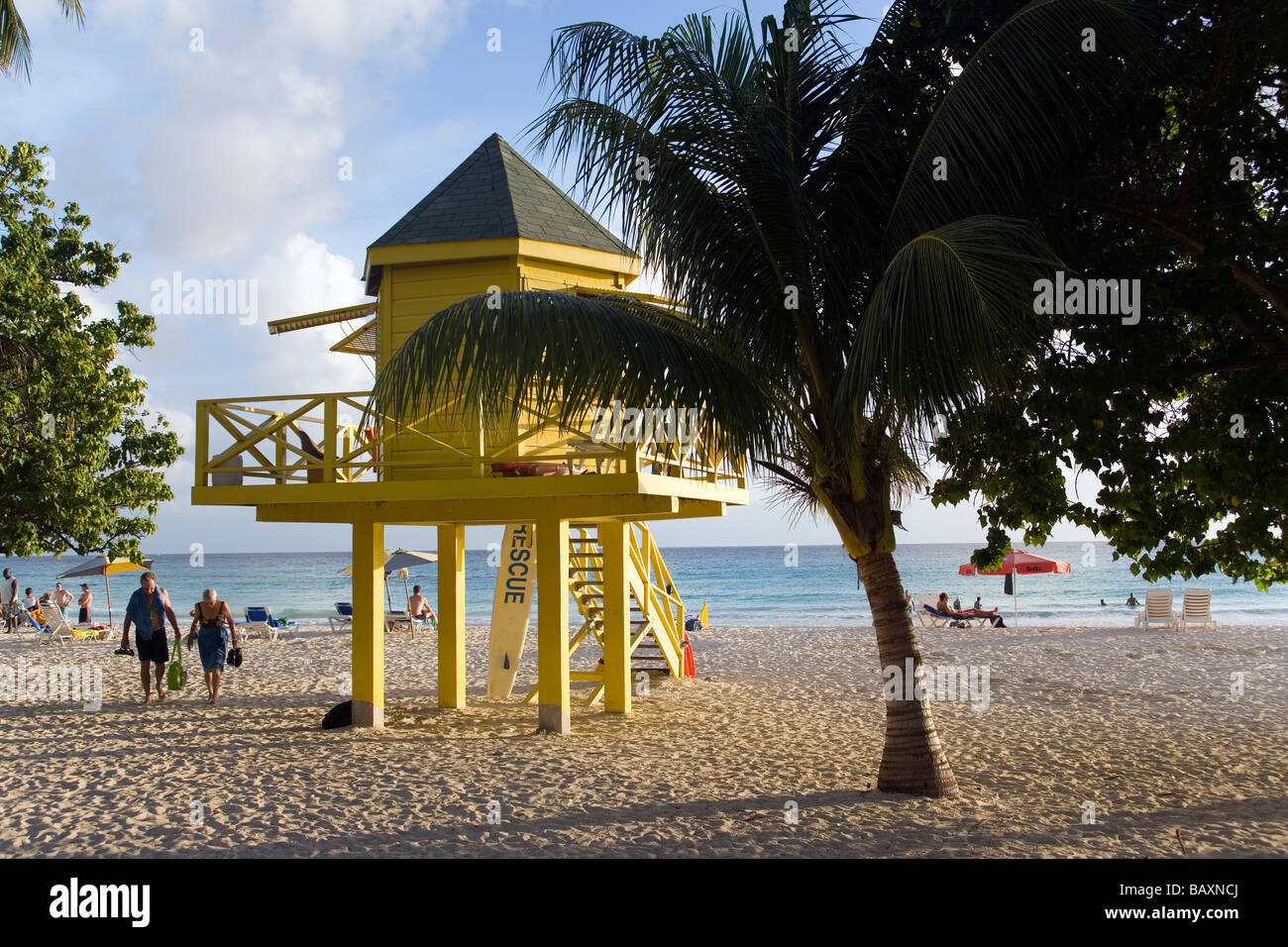 Watch Tower en Accra playa Rockley, Barbados, Caribe Foto de stock