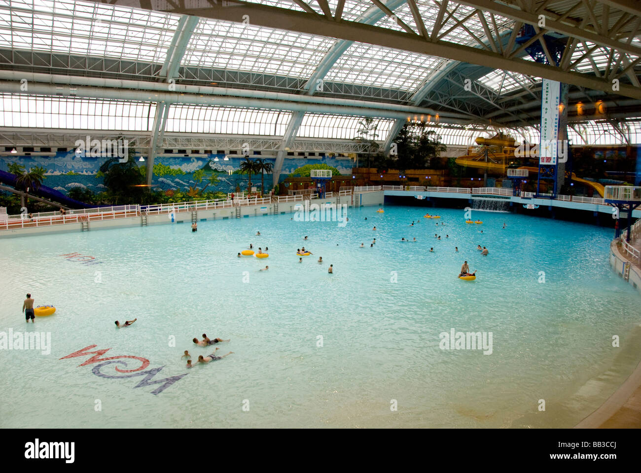 West Edmonton Mall Pool Fotos E Imagenes De Stock Alamy