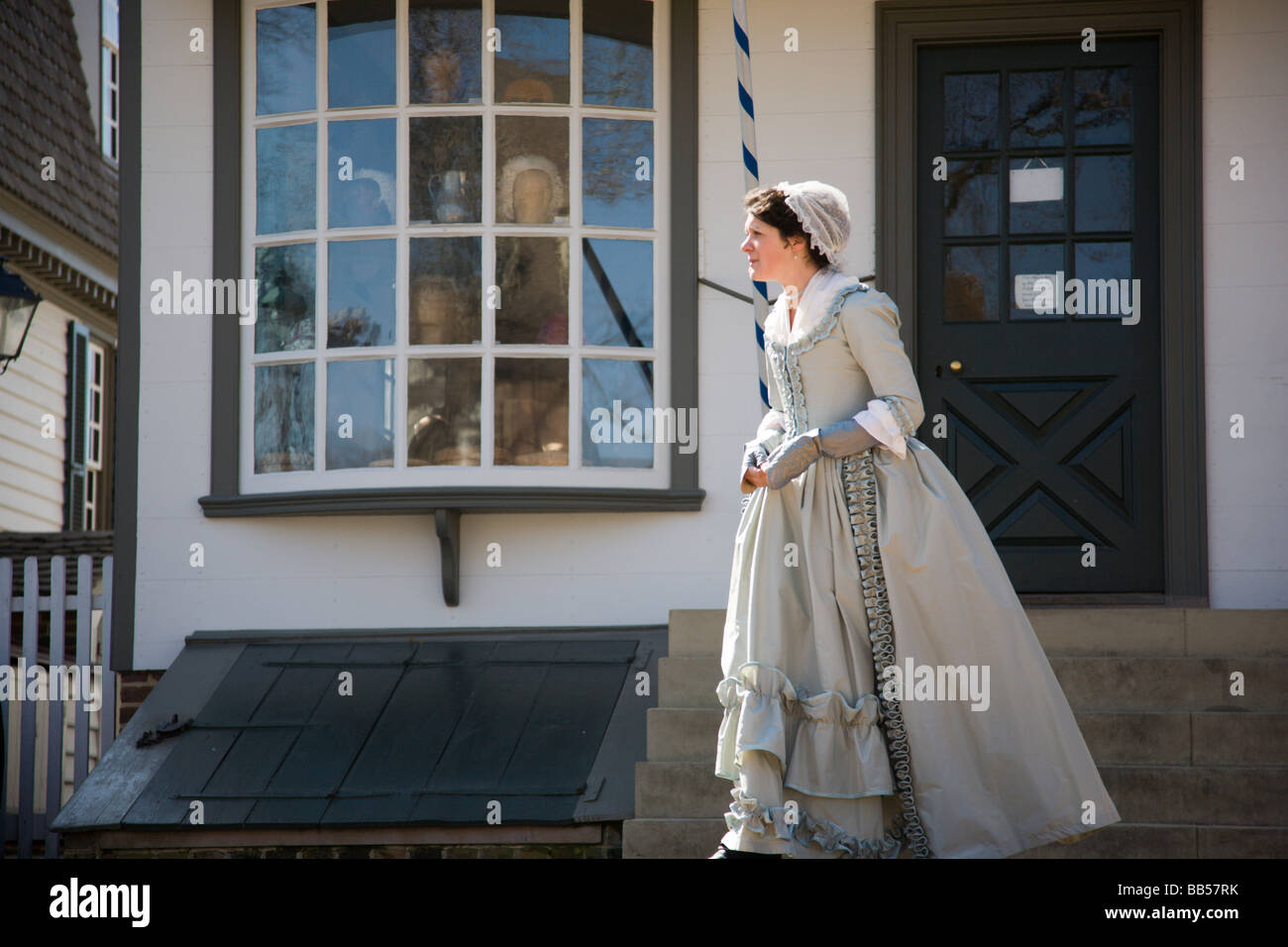 Un período actor recrea la vida cotidiana en Colonial Williamsburg