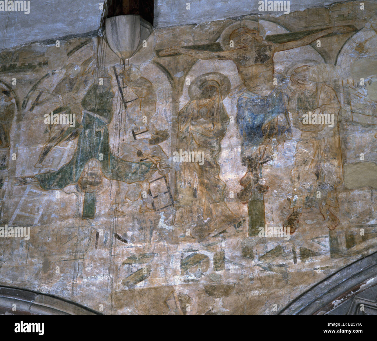 La catedral de Durham: la crucifixión pintura mural sobre pared arcade capilla de Galilea. Foto de stock