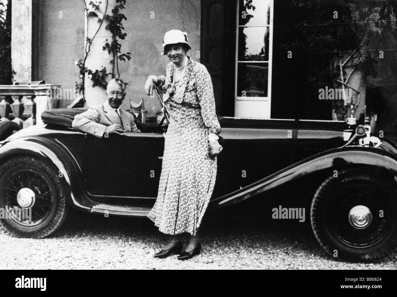 William, 6.5.1882 - 20.7.1951, Príncipe Heredero Alemán 15.6.1888 - 9.11.1918, Con Cecilie, 1920, , Foto de stock
