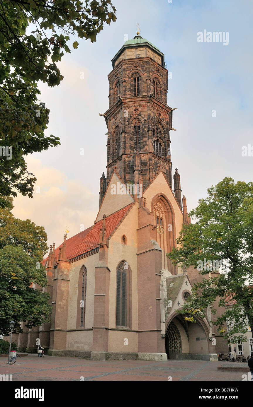 Obra maestra del gótico, la Iglesia de San Jacobo, del siglo XIII, Goettingen, Baja Sajonia, Alemania, Europa Foto de stock