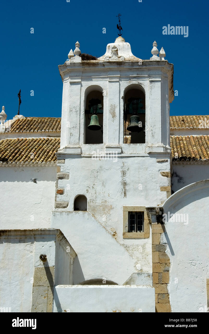 La torre de la Iglesia, Faro, Algarve, Portugal Foto de stock