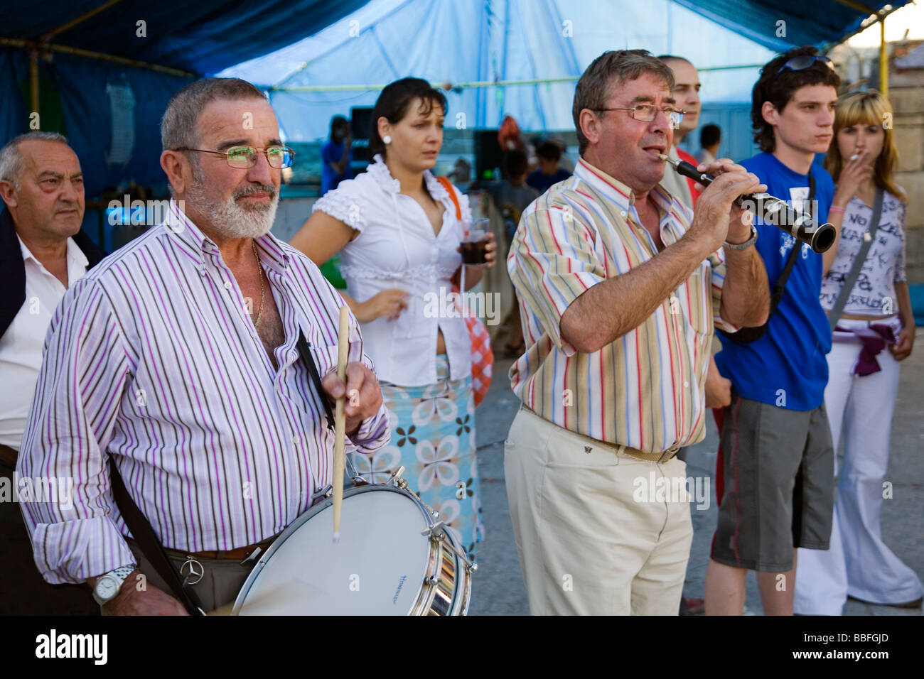 Fiestas de San Roque en Villasante de Montija Burgos Castilla y León España Foto de stock