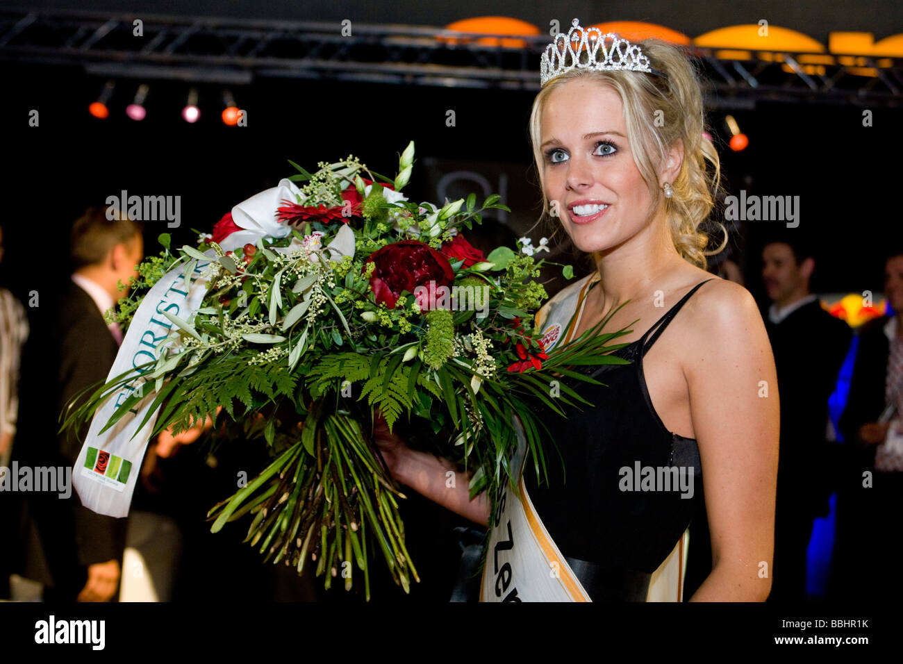 Nicole Mueller, 23, de Rothenburg LU es Miss Suiza Central Foto de stock