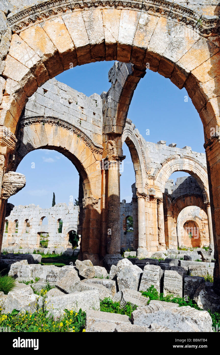 Simeón monasterio, Quala'at Samaan, ciudades muertas, Siria, Asia Foto de stock