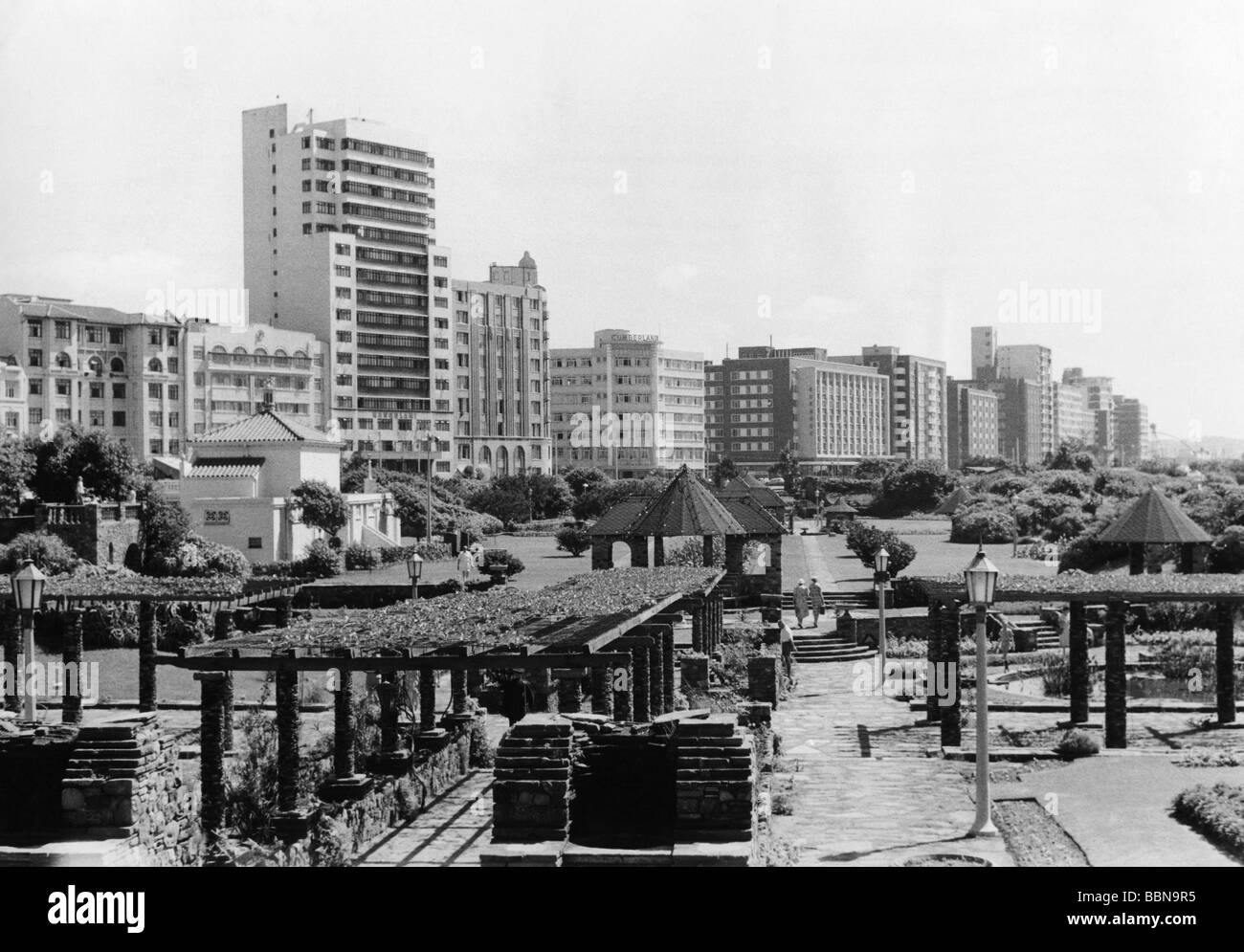 Geografía / viajes, Sudáfrica, Durban, vistas de la ciudad / cityscapes, vista de la ciudad, edificios de gran altura, 29.9.1964, Foto de stock