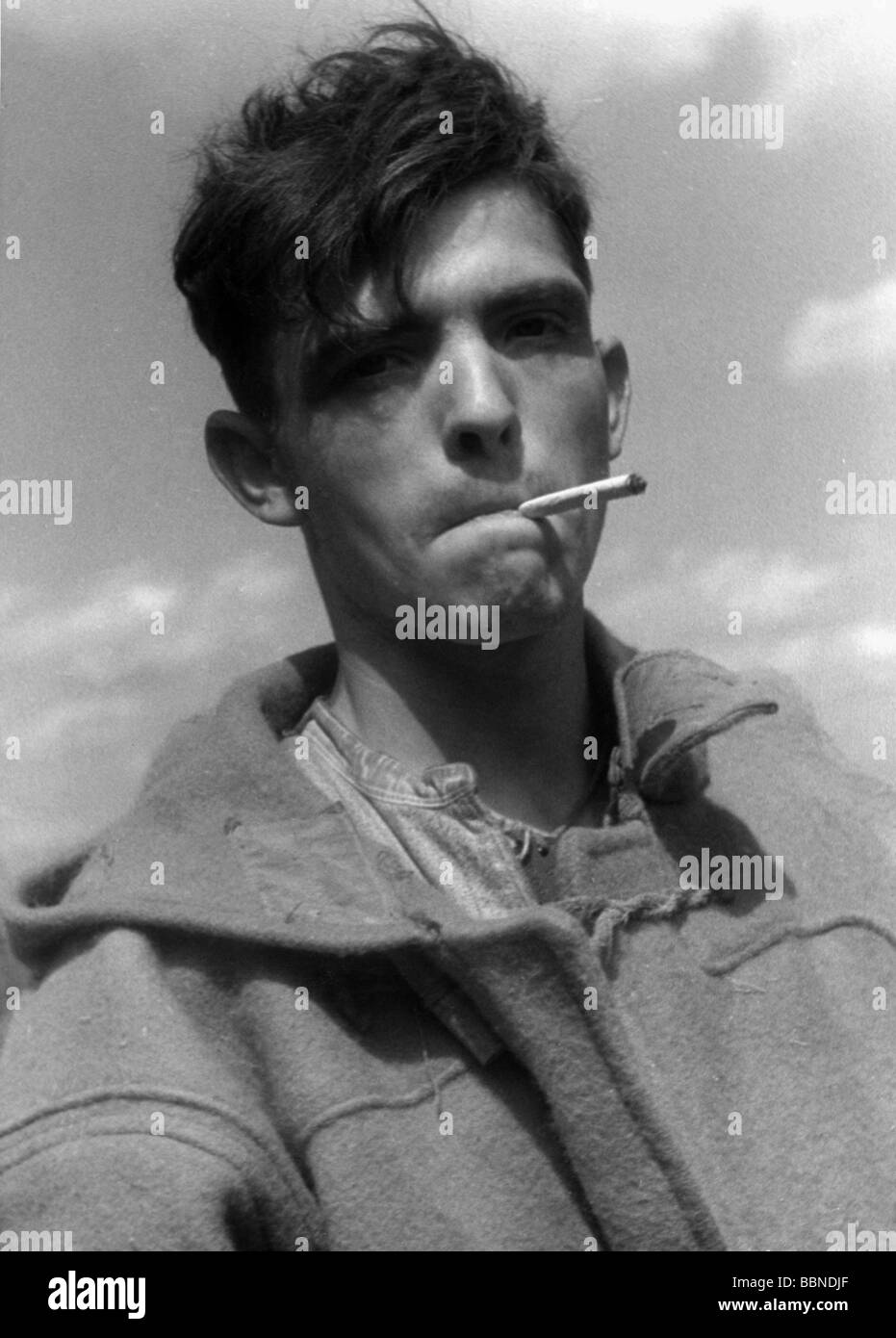 Eventos, Segunda Guerra Mundial / Segunda Guerra Mundial, Francia, Dieppe, 19.8.1942, capturado soldado inglés Walter Bacon de Yorkshire, campamento de detención cerca de Verneuil, Foto de stock