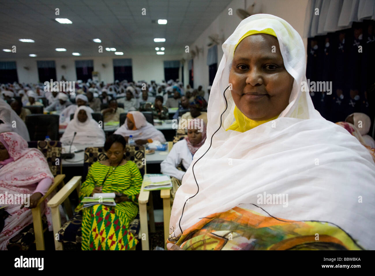 Maha Faraigon organizador de la primera conferencia internacional sobre mujeres de problema en Darfur Foto de stock