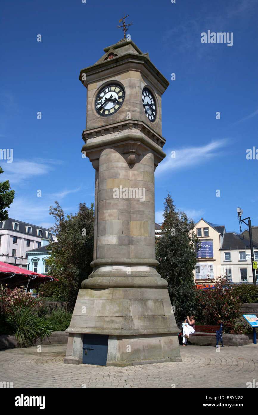 La lista de McKee torre del reloj en la explanada jardín en el paseo marítimo, en Bangor, Condado de Down en Irlanda del Norte reino unido Foto de stock