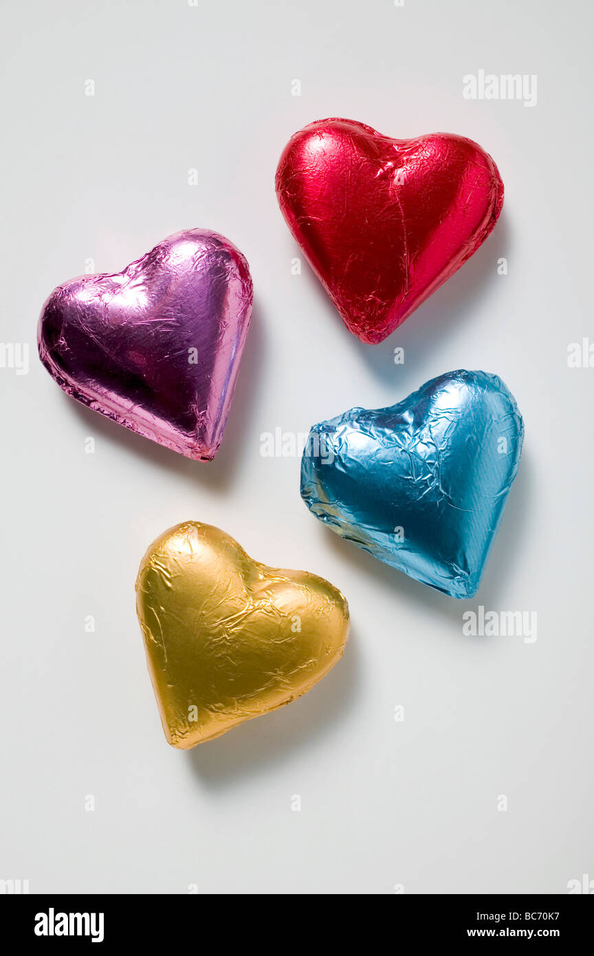 Corazón San Valentín (4 Corazones + 8 Bombones Variados)