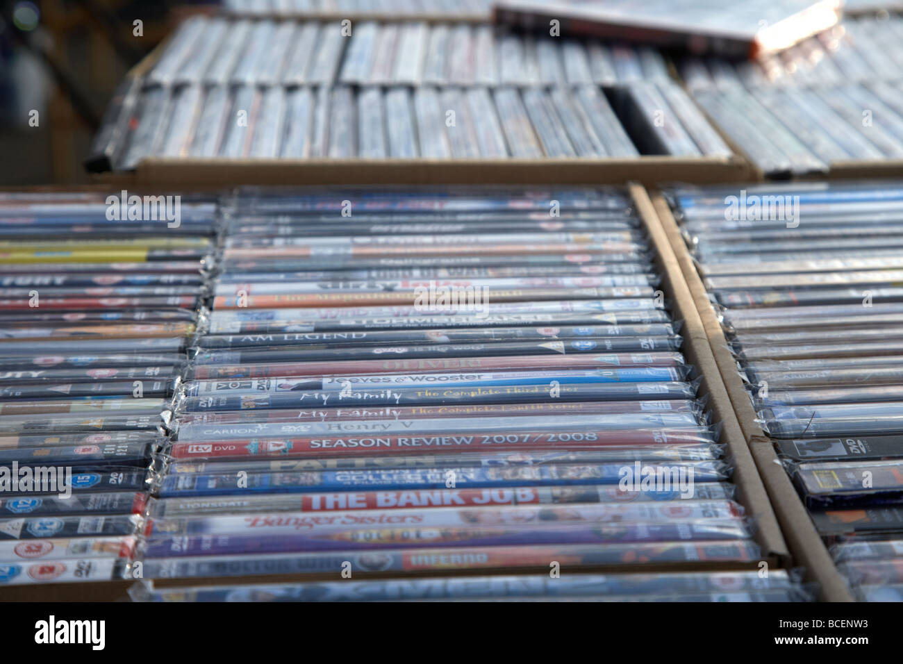 Dvds for sale fotografías e imágenes de alta resolución - Alamy