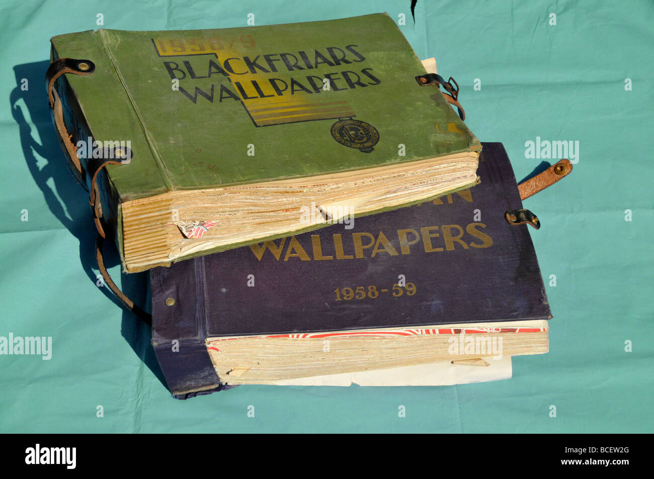 Fondo de pantalla de libros fotografías e imágenes de alta resolución - Alamy Fondo de pantalla de libros fotografías e imágenes de alta resolución - Alamy