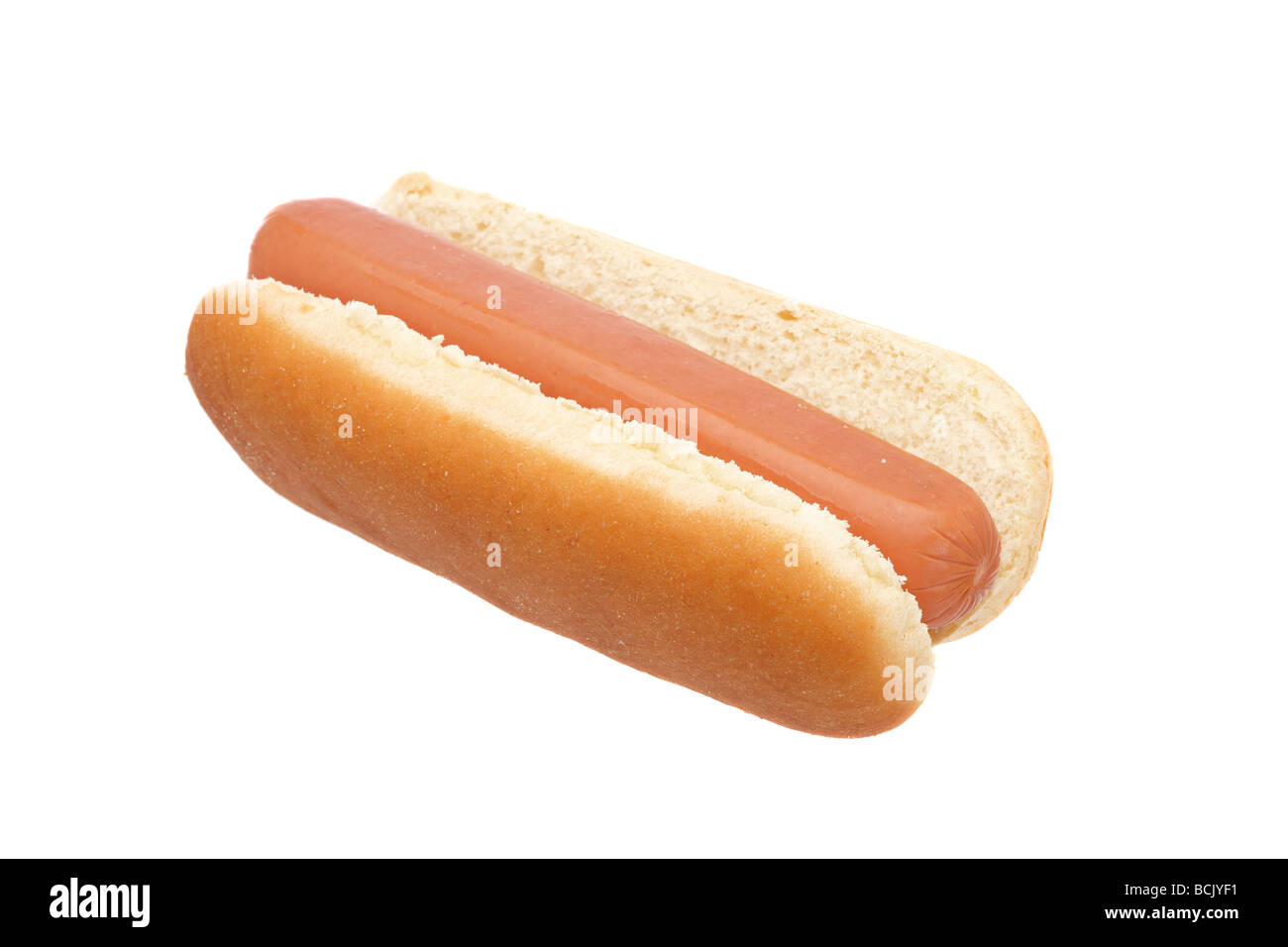 Un hot dog aislado sobre fondo blanco, profundidad de campo Foto de stock