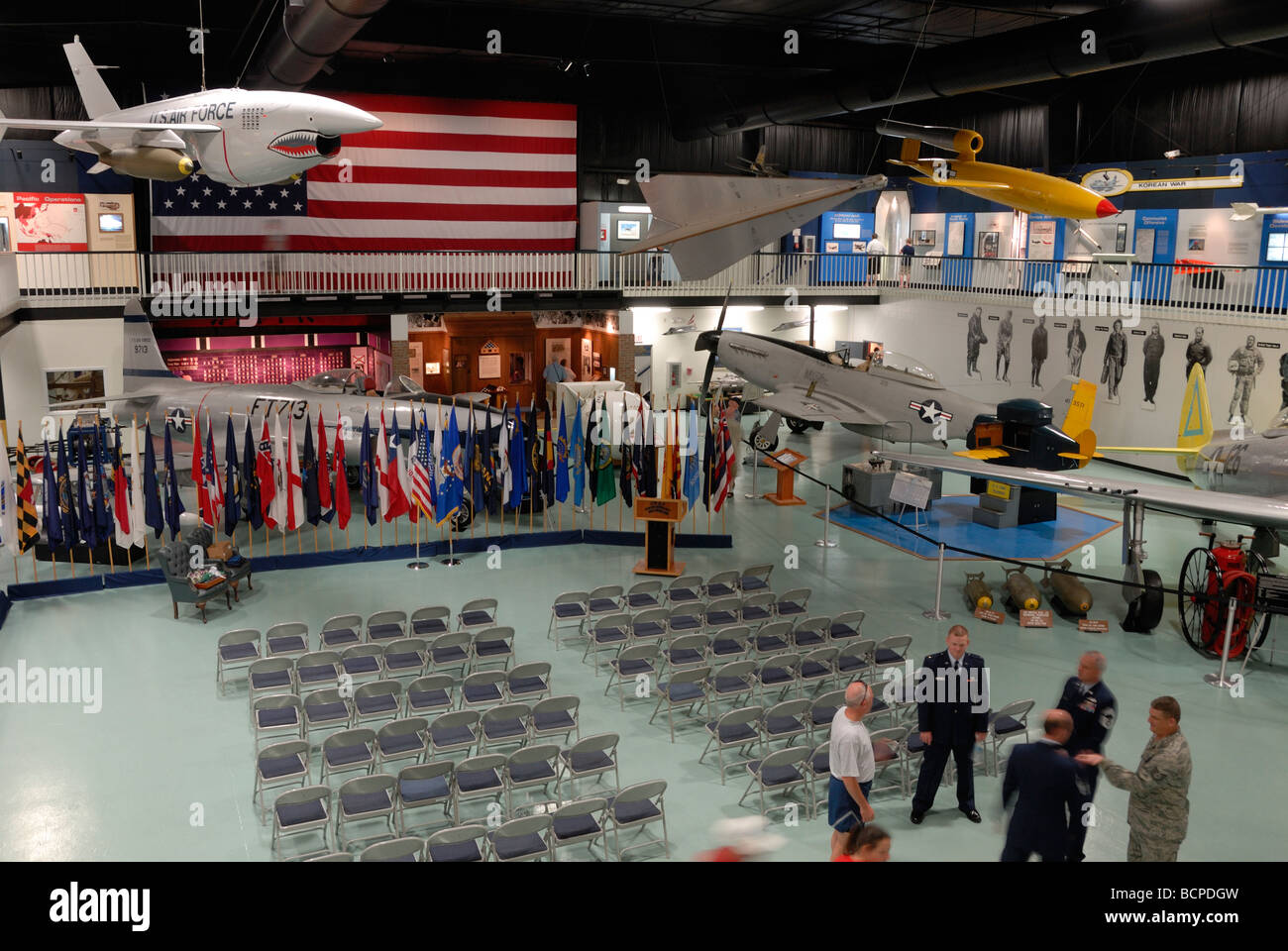 Interior de la aeronave Armament Museum en Eglin Airforce Base Florida Foto de stock