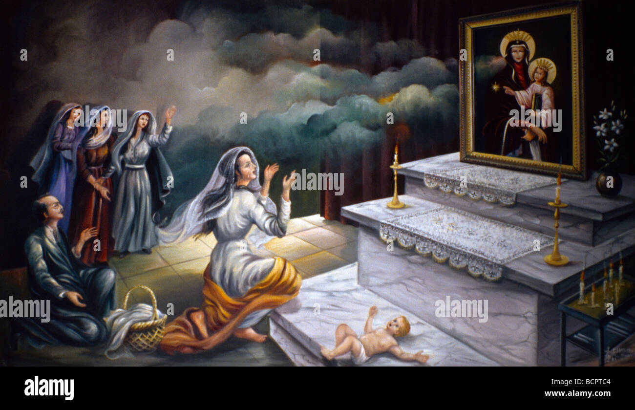 Deir El Qamar Líbano Saidet El Talle de pintura de la iglesia donde las madres orar para niños Foto de stock