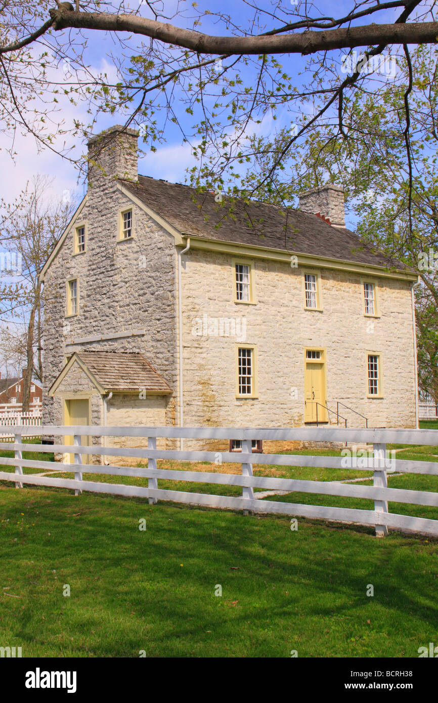 Edificio histórico conserva en Shaker Village de Pleasant Hill Harrodsburg Kentucky Foto de stock
