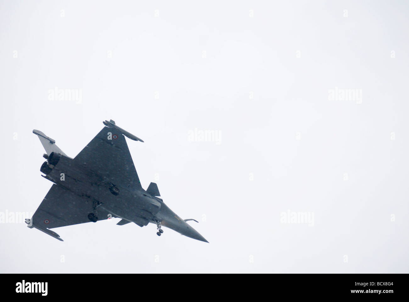 Dassault Mirage 2000 un jet de combate multirole francés en vuelo Foto de stock