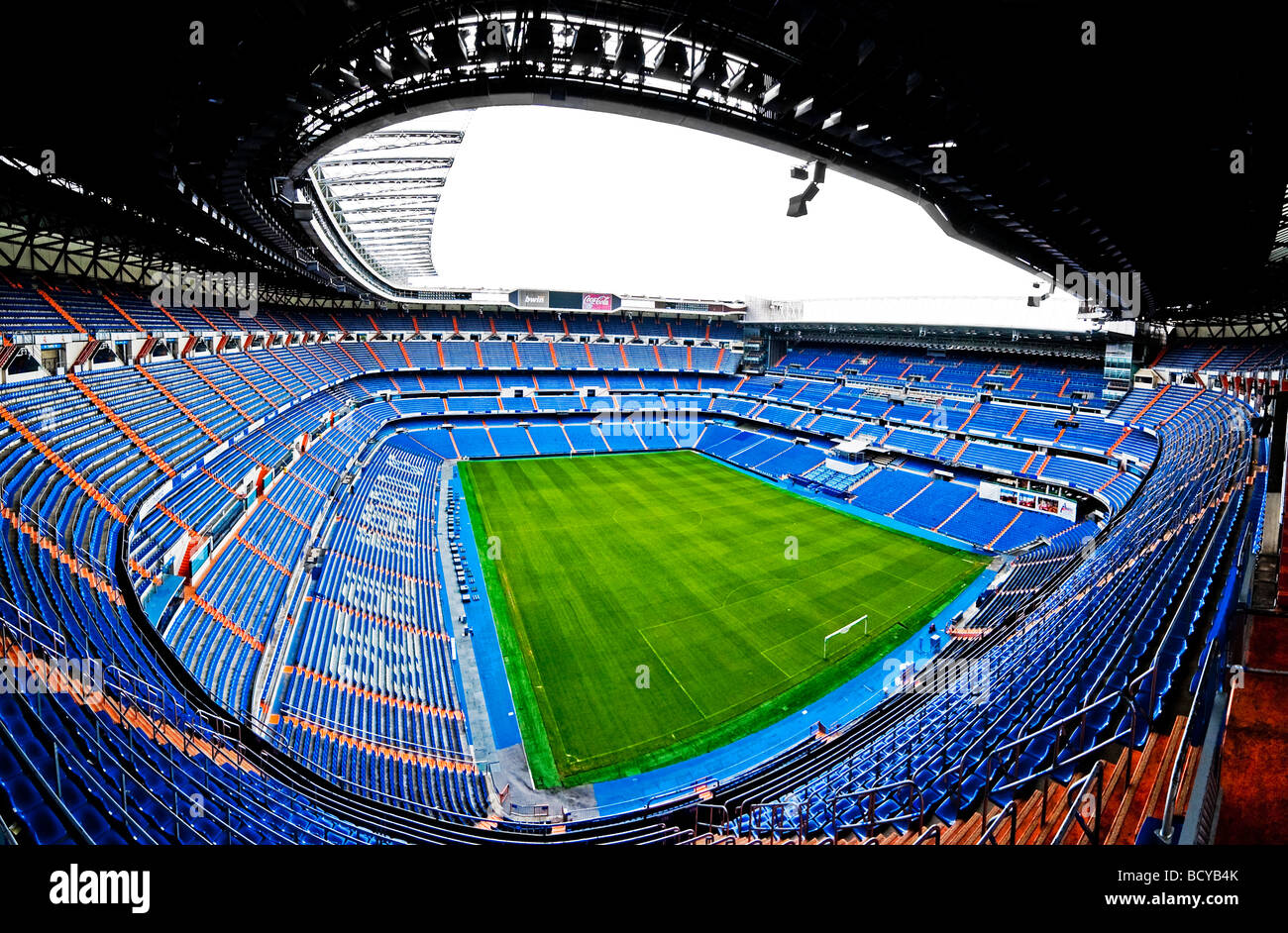 Vista panorámica del Estadio Santiago Bernabeu Foto de stock
