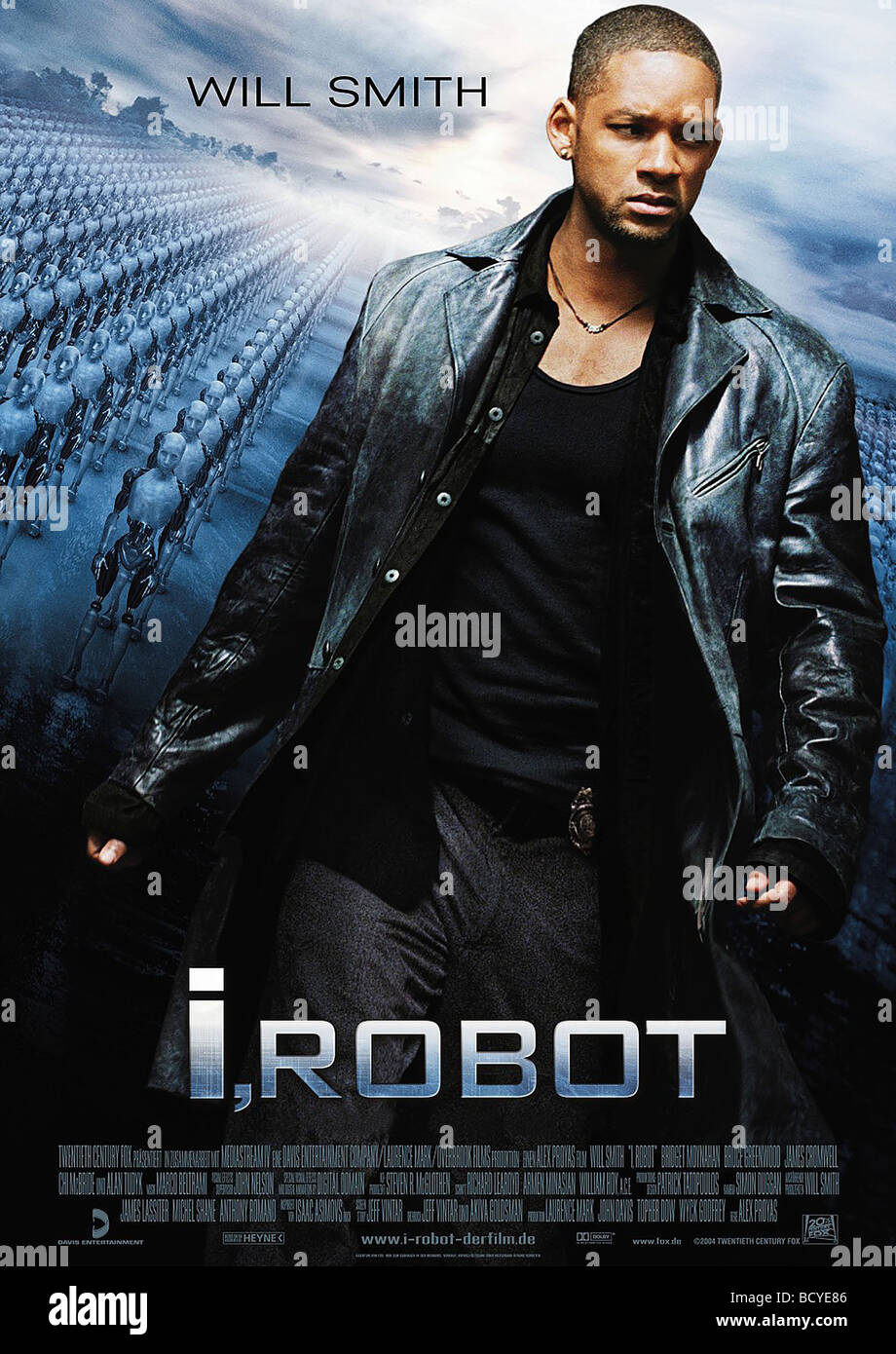 Yo Robot Año : 2004r Director : Alex Proya póster de película de Will Smith  Fotografía de stock - Alamy