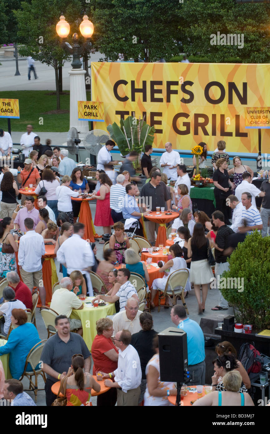 Los chefs en la parrilla es un evento en el Parque Grill Restaurant El Millennium Park de Chicago, Illinois, Foto de stock