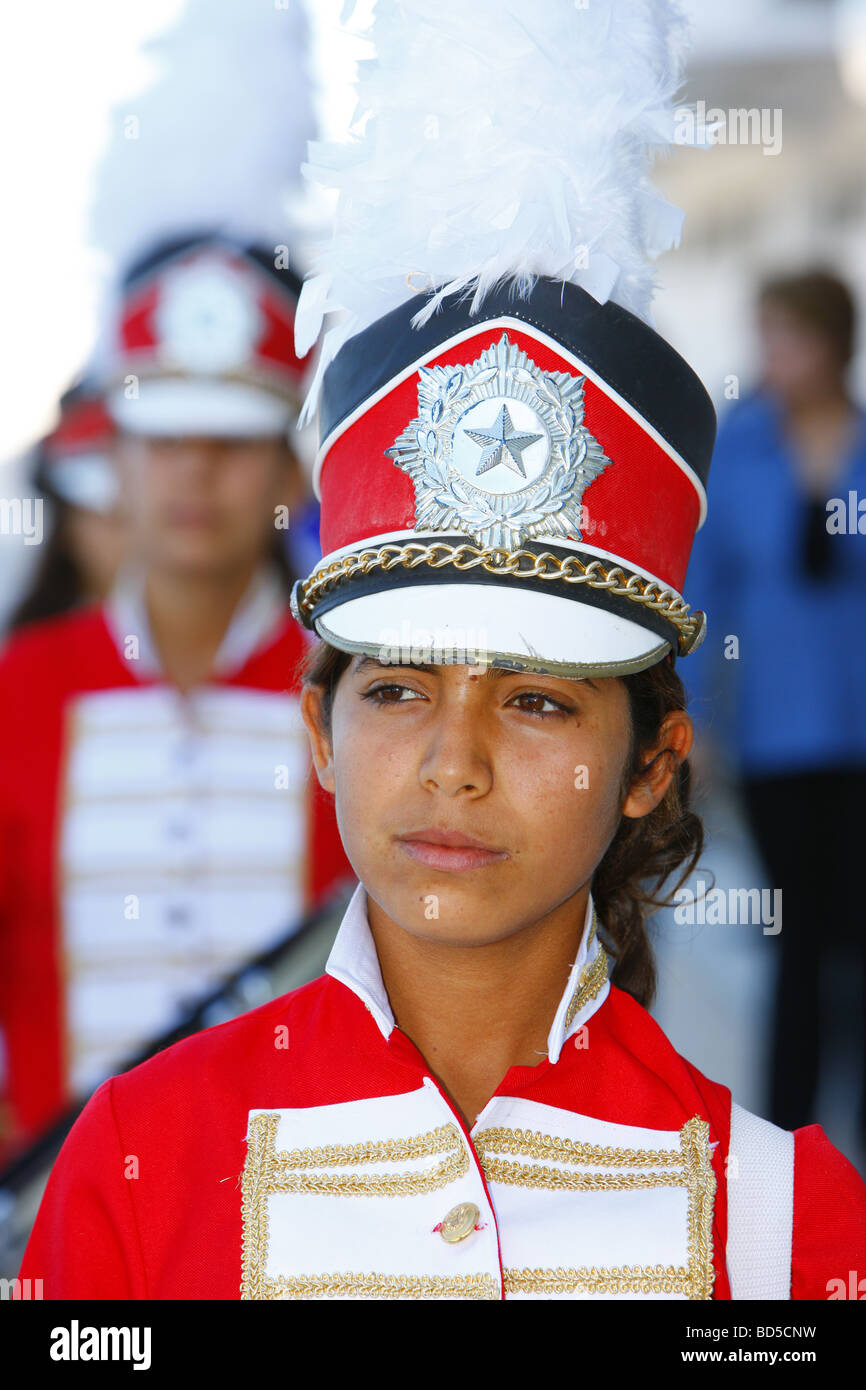 Las niñas en uniforme, desfile, Yasmine Hammamet, Hammamet, Túnez, Norte de África Foto de stock