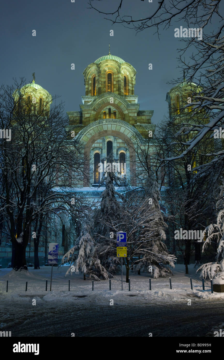 Noche de Invierno de Belgrado - Iglesia de San Marko nieve Foto de stock