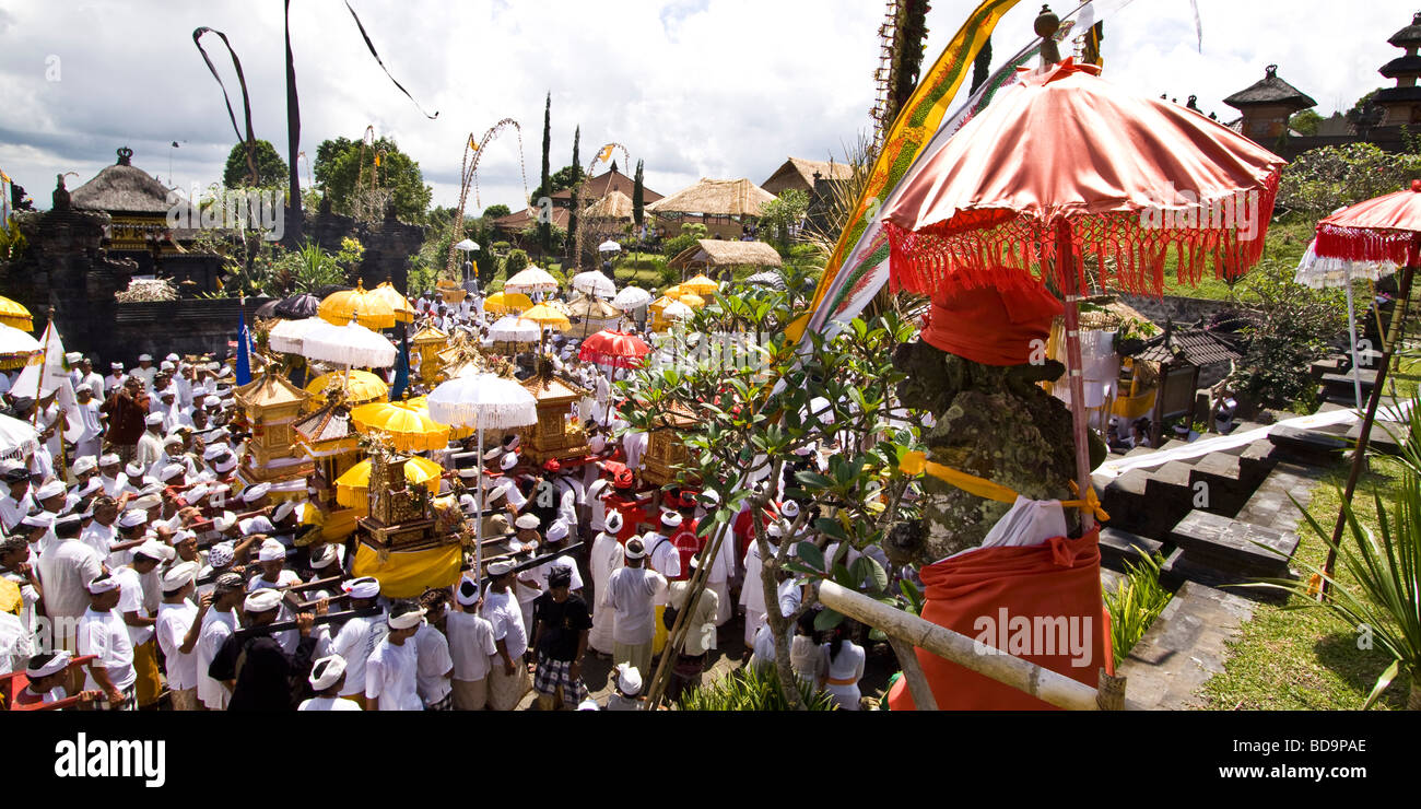 Panca Wali Krama santa celebración al Templo Besakih cada diez años, Bali, Indonesia Foto de stock