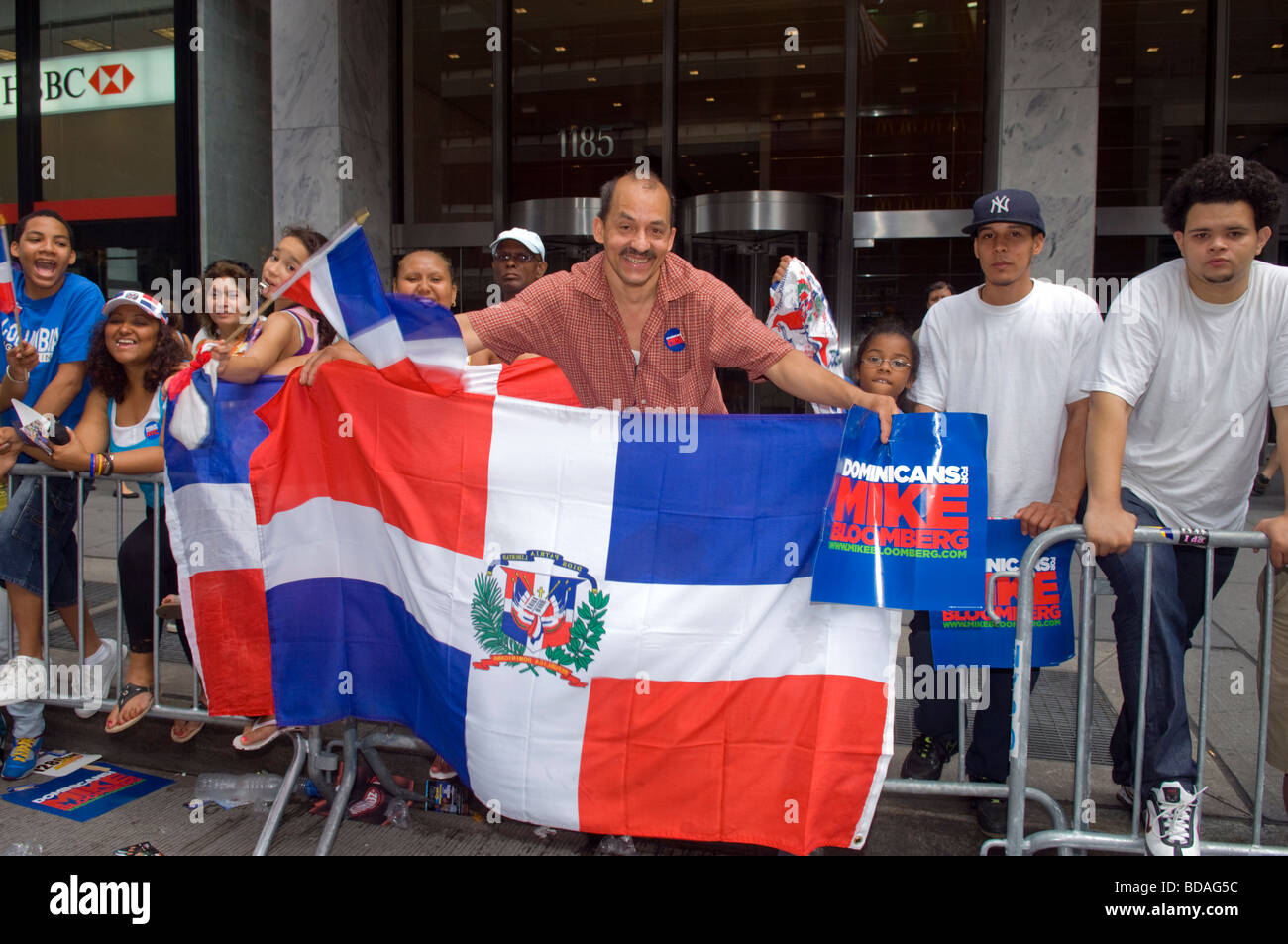 27º desfile anual del Día de la independencia dominicana en Nueva York Foto de stock