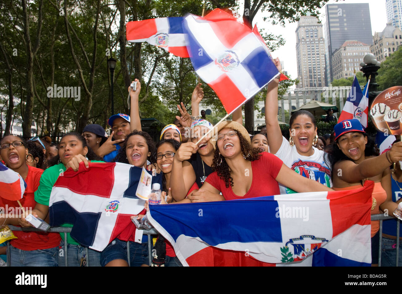 27º desfile anual del Día de la independencia dominicana en Nueva York Foto de stock