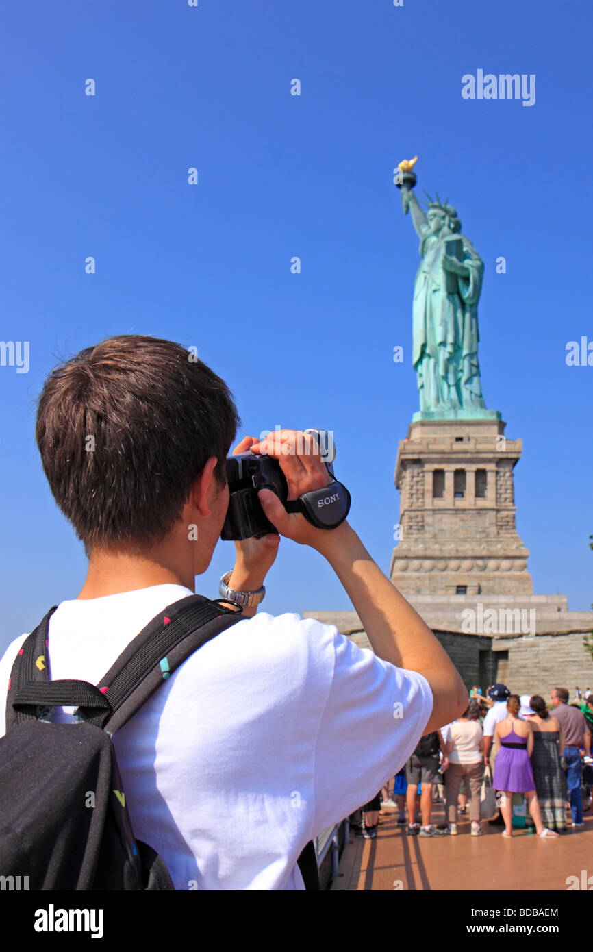 Estatua de la cámara fotografías e imágenes de alta resolución - Alamy
