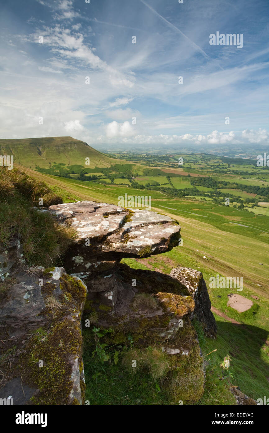 Vista desde el risco de heno hacia el Señor de la perilla en Hereford, Herefordshire, Reino Unido Foto de stock
