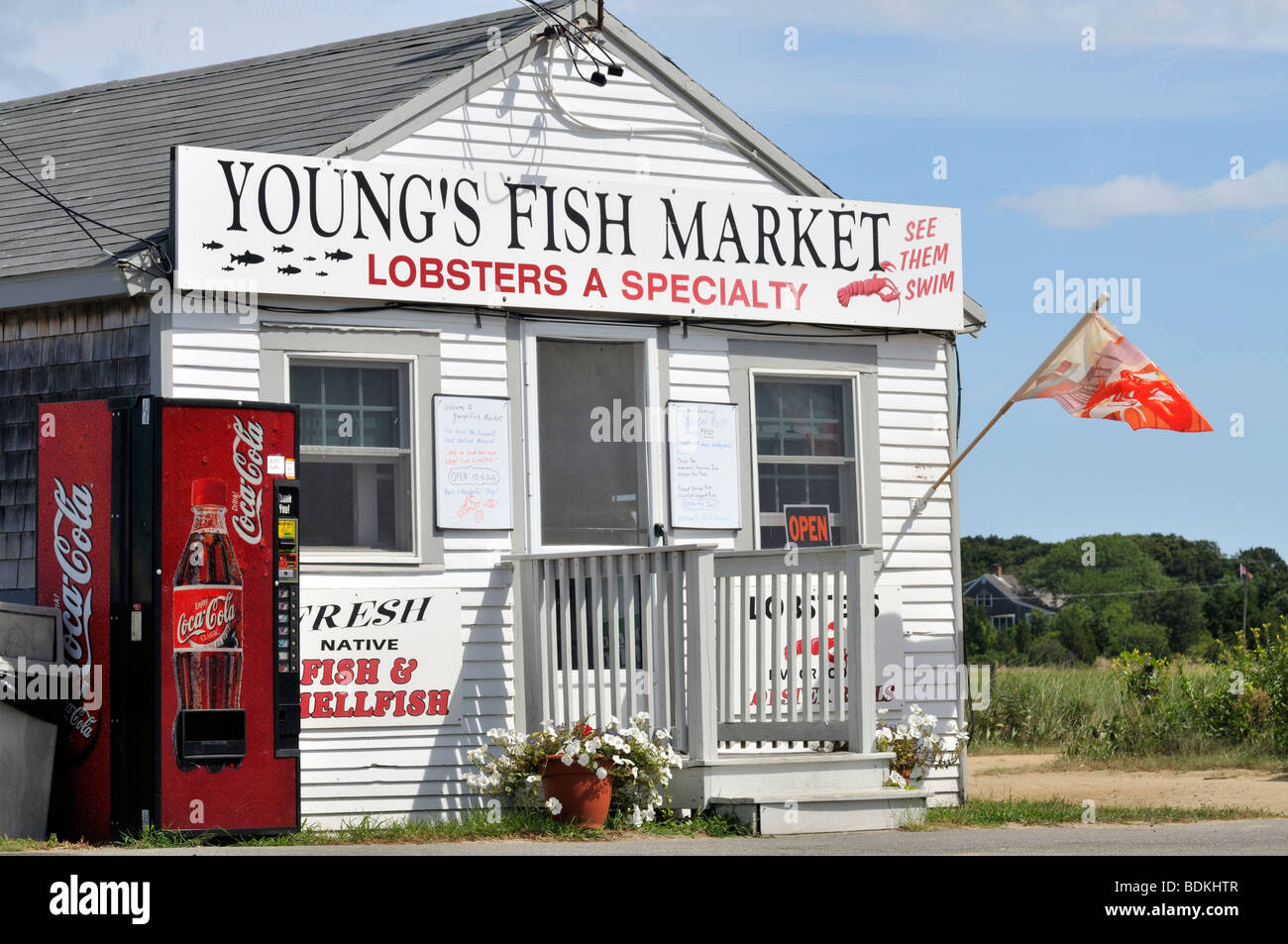 Young's Fish Market en el Rock Harbor, Orleans, Cape Cod, USA