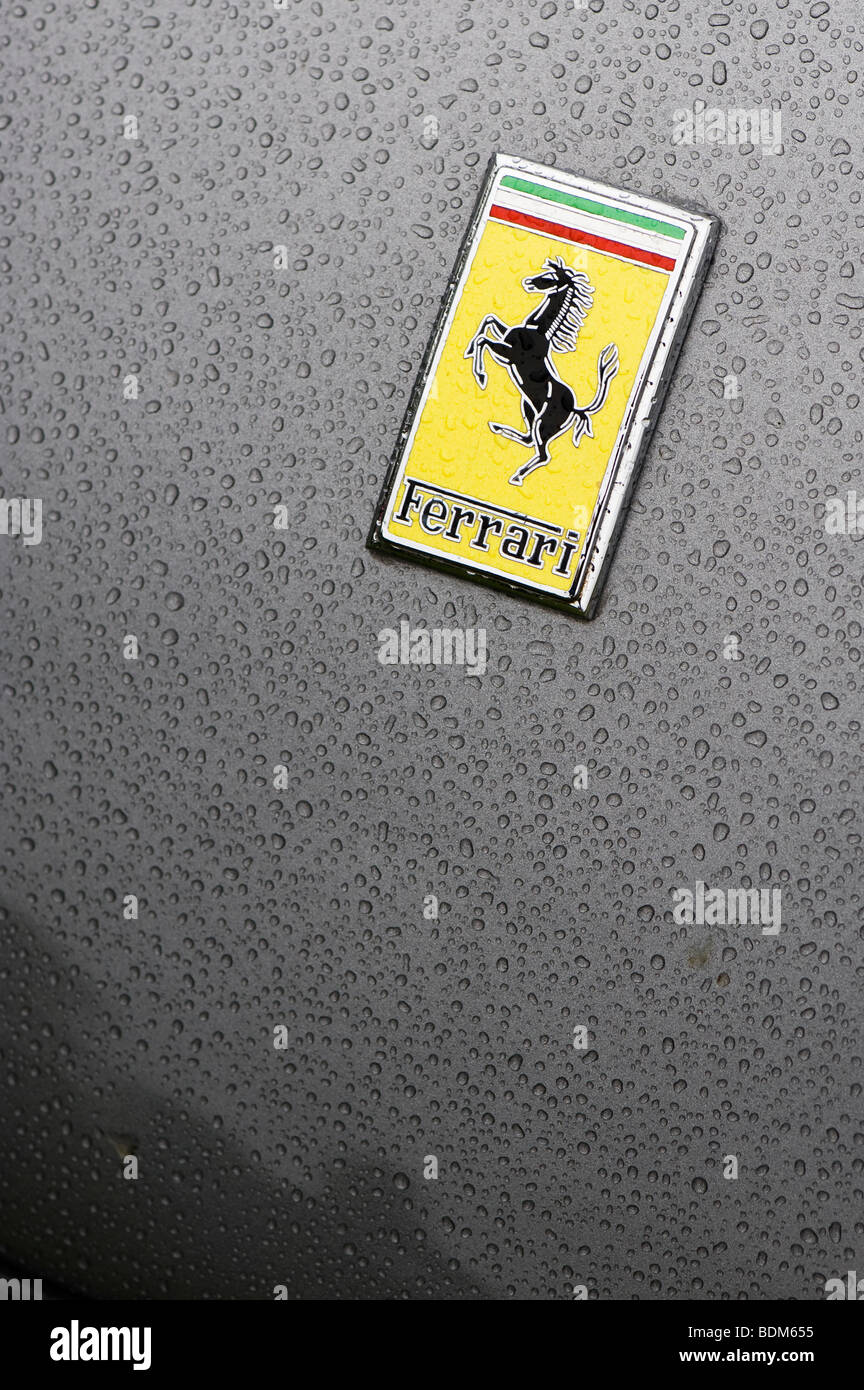 Ferrari Logo In The Rain Fotografias E Imagenes De Alta Resolucion Alamy