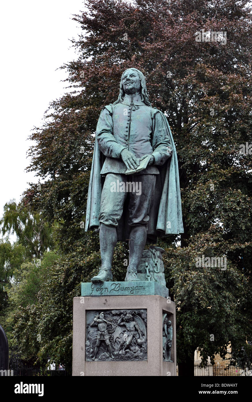 John Bunyan estatua, Bedford, Bedfordshire, Inglaterra, Reino Unido. Foto de stock