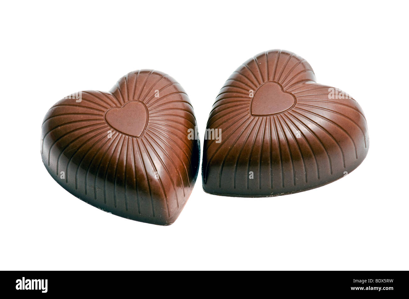 Caja de chocolates en forma de corazón Imágenes recortadas de stock - Alamy