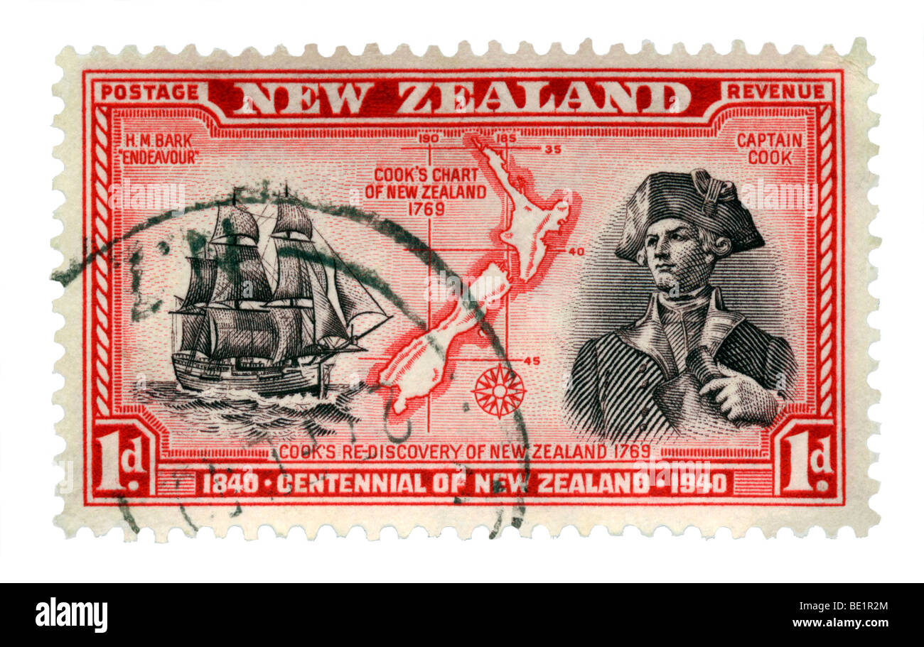 1940 Nueva Zelandia estampilla postal con un retrato del Capitán James Cook, explorador Foto de stock