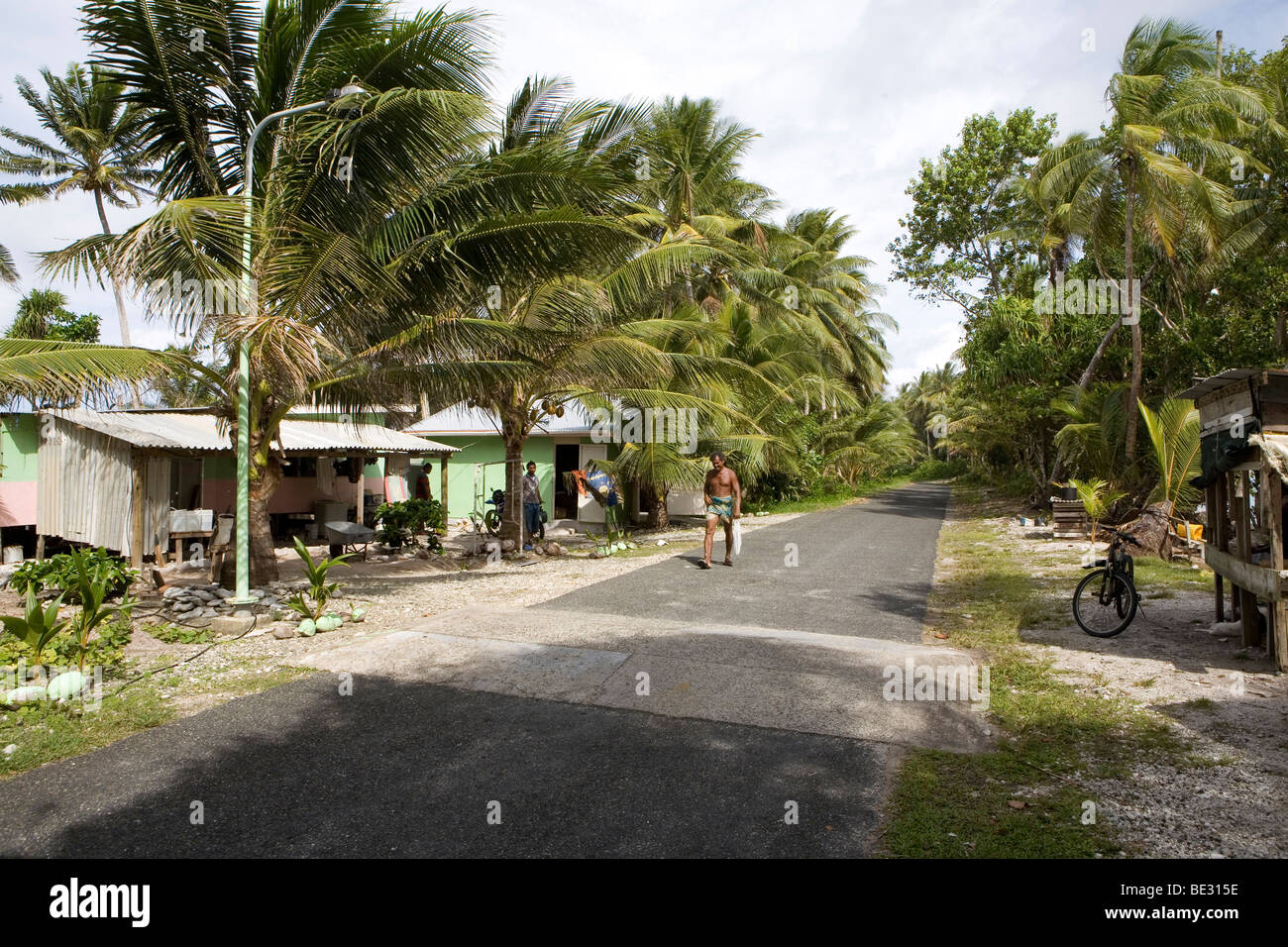 Tuvalu isla en el océano Pacífico amenaza con desaparecer en los próximos 50 años debido al Tuvalu isla en el océano Pacífico amenaza con desaparecer en los próximos 50 años debido al