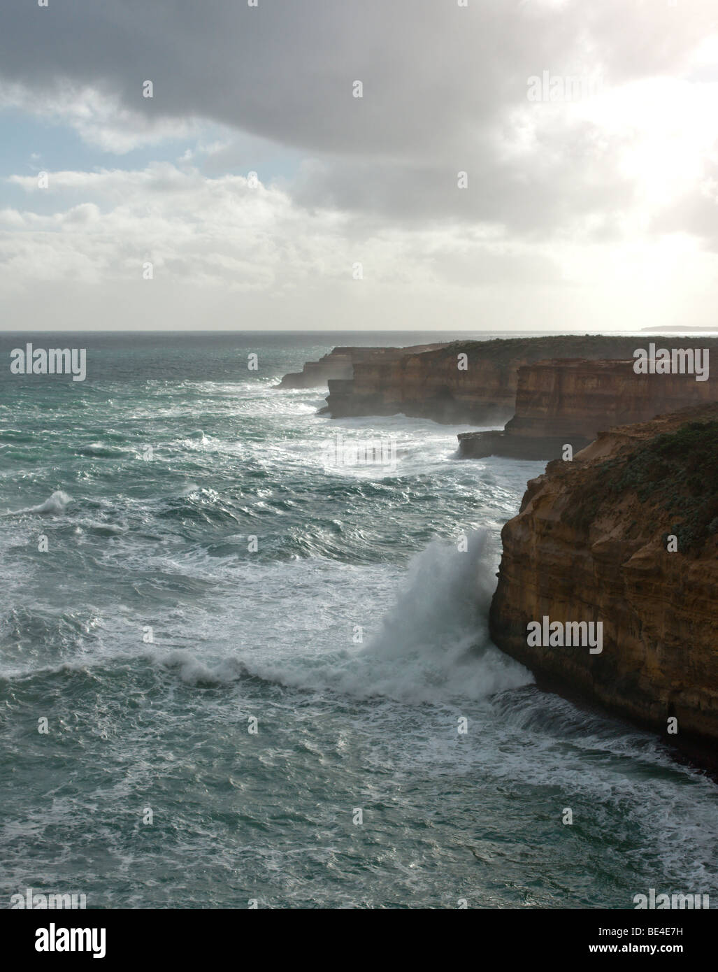 Impresionante línea costera a lo largo de la Great Ocean Road de Victoria en Australia. Foto de stock