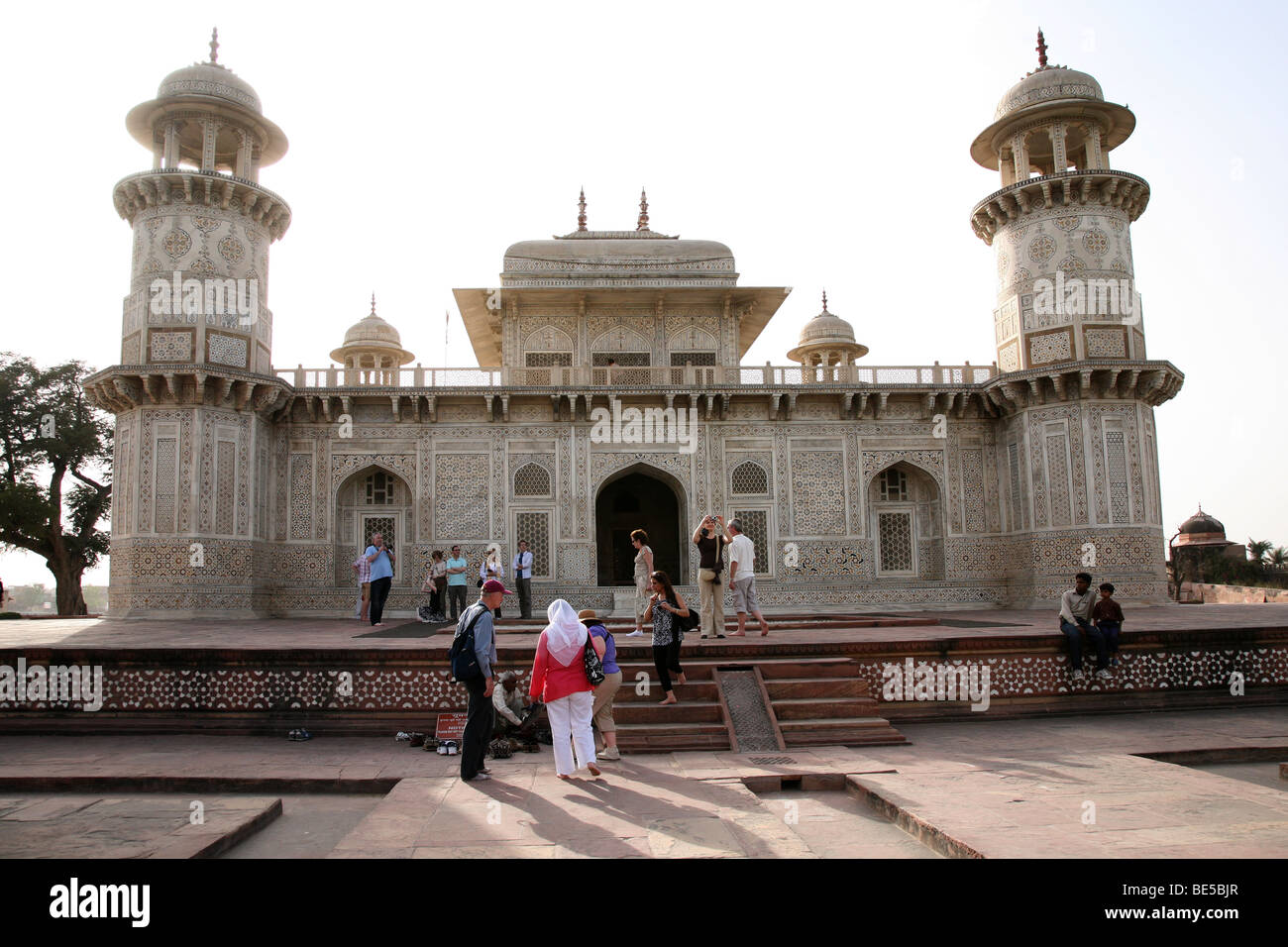 La tumba de Itimad Ud Daulah, o el "Baby Taj", en Agra, India. Foto de stock