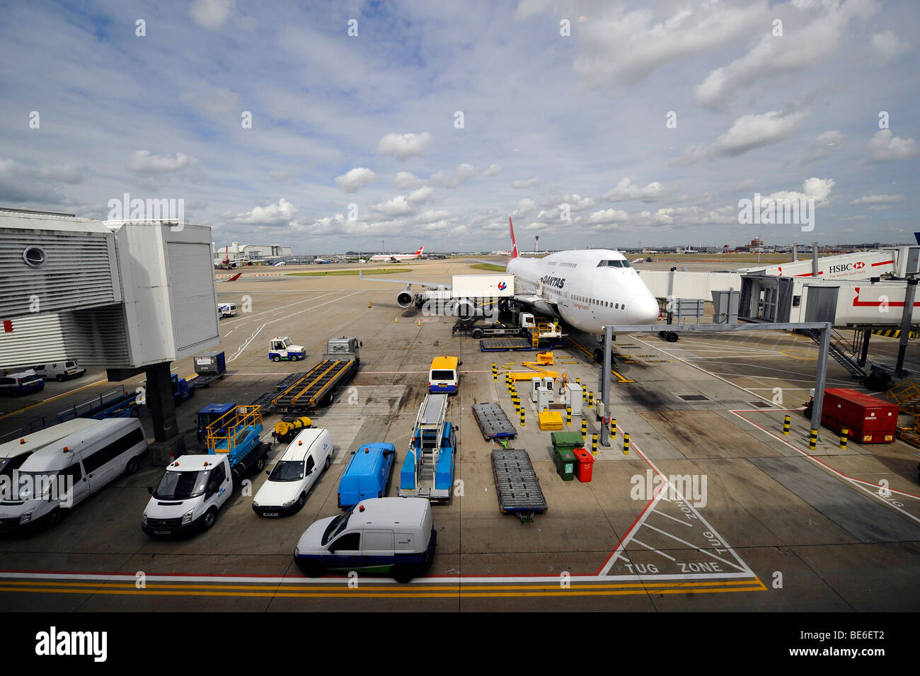 Los preparativos de prevuelo de un Boeing 747400 de Qantas, BAA, el aeropuerto internacional