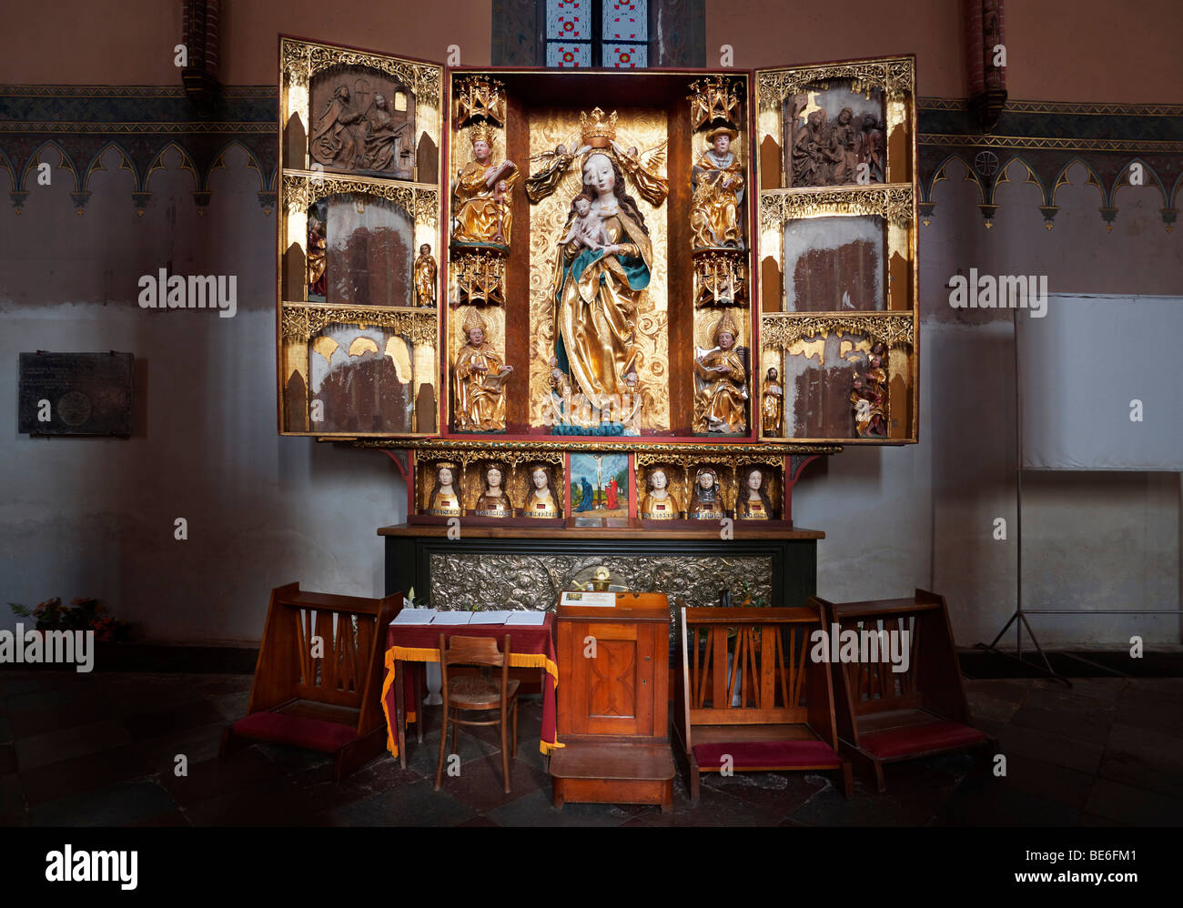 Santa María altar desde Palaíkastron Catedral, Polonia Foto de stock