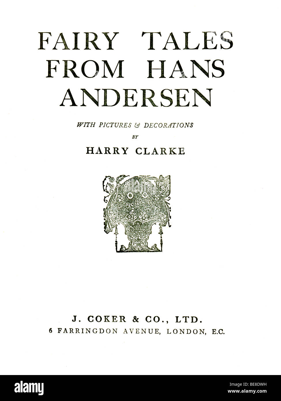 Libro de tapa dura Hans Andersen 's cuentos de hadas publicado por J Coker & Co de Londres c 1930 para uso editorial sólo Harry Clarke Foto de stock