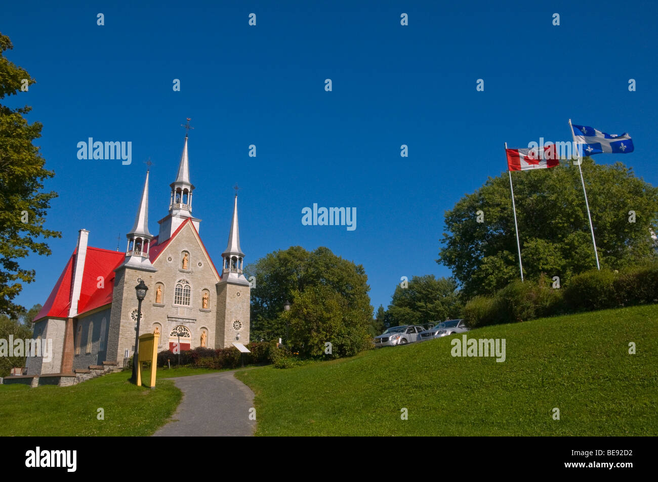 La iglesia de Sainte Famille en Ile d'Orleans, provincia de Quebec, Canadá Foto de stock